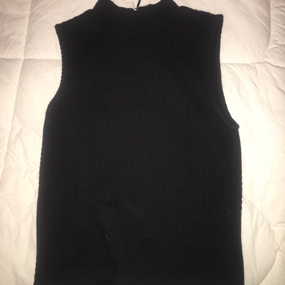 Forever 21 Small Black little turtleneck